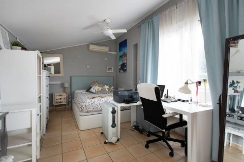 Продажа дома Кастельдефельс, Барселона, Испания 6 спален, 562м2 №129966 - фото 11