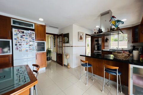 Villa en venta Palmanova, Mallorca, España 6 dormitorios, 282 m2 No. 129961 - foto 5