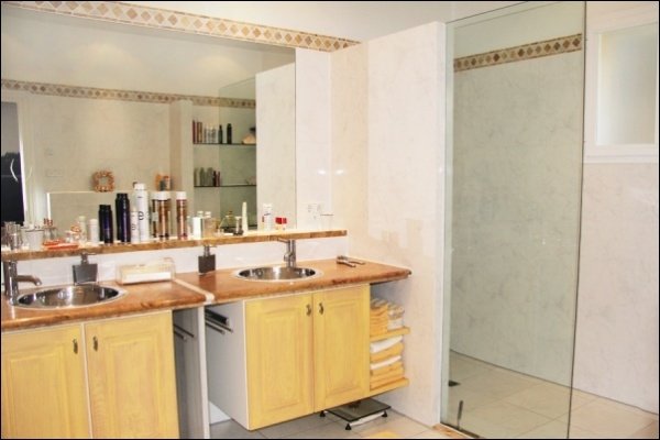 Huvila Santa Ponsa, Mallorca, Espanja 4 makuuhuonetta, 347 m2 No. 129962
