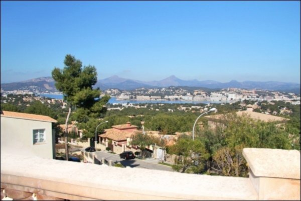 Huvila Santa Ponsa, Mallorca, Espanja 4 makuuhuonetta, 347 m2 No. 129962