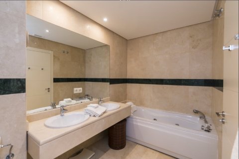 Wohnung zum Verkauf Nueva Andalucia, Malaga, Spanien 1 Schlafzimmer, 90 m2 Nr. 127413 - Foto 11