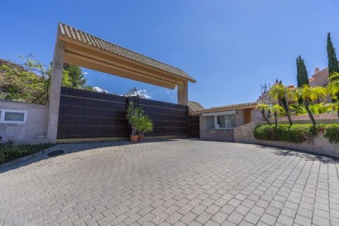 Wohnung zum Verkauf Nueva Andalucia, Malaga, Spanien 1 Schlafzimmer, 90 m2 Nr. 127413 - Foto 5