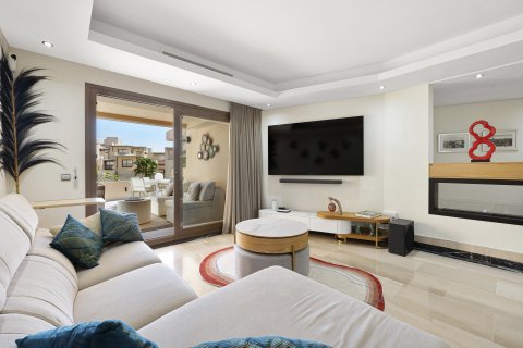 Duplex for sale Estepona, Malaga, Spain 3 bedrooms, 174 sq.m. No. 127415 - photo 6