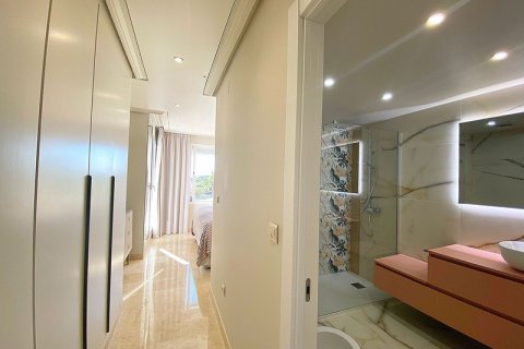 Продажа квартиры Эстепона, Малага, Испания 2 спальни, 97м2 №127409 - фото 15
