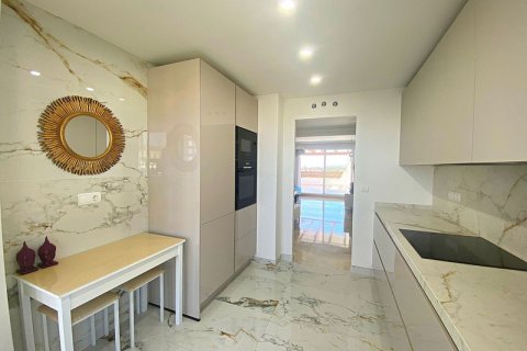 Продажа квартиры Эстепона, Малага, Испания 2 спальни, 97м2 №127409 - фото 6