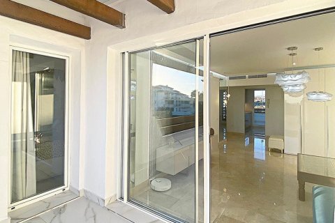 Продажа квартиры Эстепона, Малага, Испания 2 спальни, 97м2 №127409 - фото 9