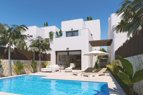 Продажа виллы в Пилар де ла Орадада, Аликанте, Испания 3 спальни, 264м2 №123316 - фото 1