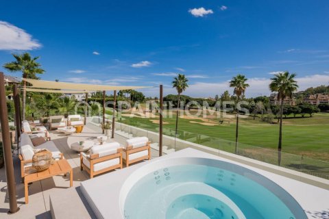 Villa à vendre Marbella, Malaga, Espagne, 4 chambres, 346 m2 No. 131160 - photo 2