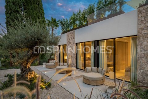 Villa for sale in Marbella, Malaga, Spain 4 bedrooms, 346 sq.m. No. 131160 - photo 7