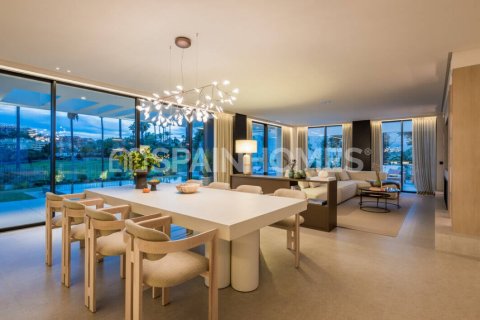 Villa for sale in Marbella, Malaga, Spain 4 bedrooms, 346 sq.m. No. 131160 - photo 26