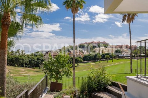 Villa for sale in Marbella, Malaga, Spain 4 bedrooms, 346 sq.m. No. 131160 - photo 13