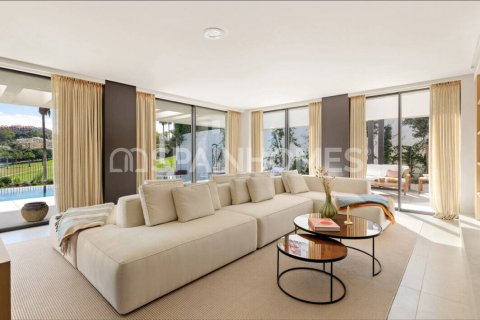 Villa for sale in Marbella, Malaga, Spain 4 bedrooms, 346 sq.m. No. 131160 - photo 27