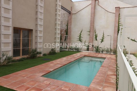 Villa à vendre Barcelona, Espagne, 3 chambres, 125 m2 No. 131159 - photo 1