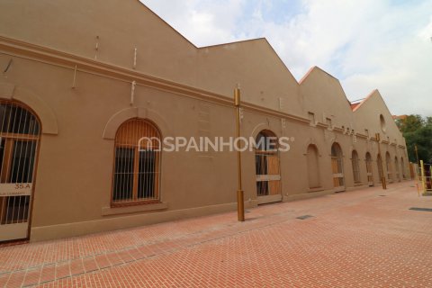 Villa à vendre Barcelona, Espagne, 3 chambres, 125 m2 No. 131159 - photo 4