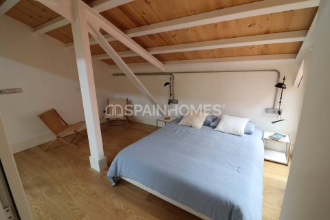 Villa à vendre Barcelona, Espagne, 3 chambres, 125 m2 No. 131159 - photo 12