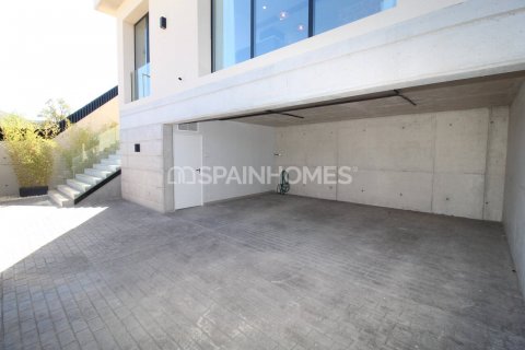 Villa à vendre Biar, Alicante, Espagne, 4 chambres, 300 m2 No. 131157 - photo 7