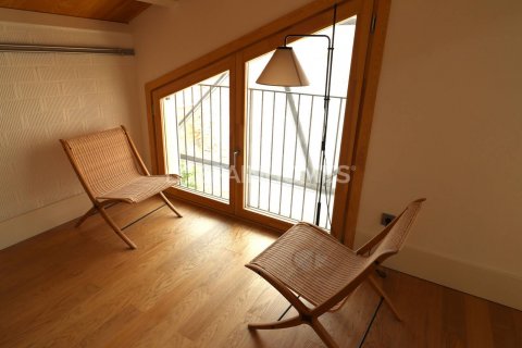 Villa à vendre Barcelona, Espagne, 2 chambres, 76 m2 No. 131158 - photo 14