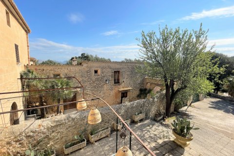 Finca for rent Pollenca, Mallorca, Spain 7 bedrooms, 680 sq.m. No. 128080 - photo 15