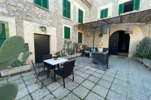 Finca for rent Pollenca, Mallorca, Spain 7 bedrooms, 680 sq.m. No. 128080 - photo 5