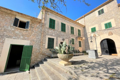 Finca for rent Pollenca, Mallorca, Spain 7 bedrooms, 680 sq.m. No. 128080 - photo 3