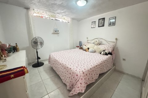Villa till salu Villamartin, Alicante, Spanien 4 sovrum, 120 kvm. Nr. 131635 - foto 20