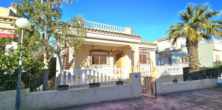 Villa Algorfa, Alicante, Espagne 3 chambres, 84 m2 No. 124838