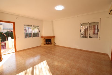 Villa à vendre Algorfa, Alicante, Espagne, 3 chambres, 84 m2 No. 124838 - photo 3