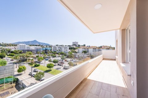 Apartment for sale Nueva Andalucia, Malaga, Spain 3 bedrooms, 119 sq.m. No. 127527 - photo 19