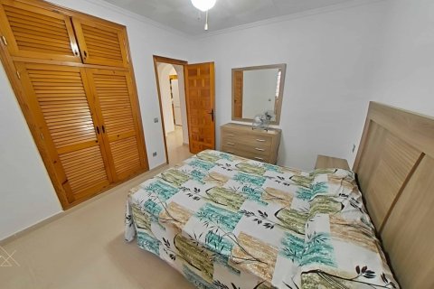 Villa in vendita Torrevieja, Alicante, Spagna 3 camere da letto, 135 mq. N° 131899 - foto 18