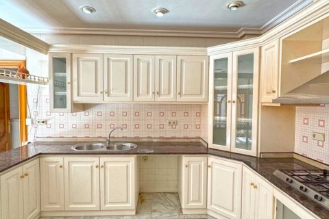 Продажа таухауса в Сан-Педро-дель-Пинатар, Мурсия, Испания 6 спален, 382м2 №131947 - фото 11