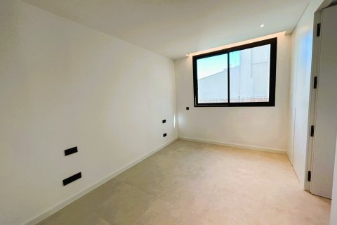 Apartment for sale in Palma de Majorca, Mallorca, Spain 3 bedrooms, 87 sq.m. No. 128065 - photo 9