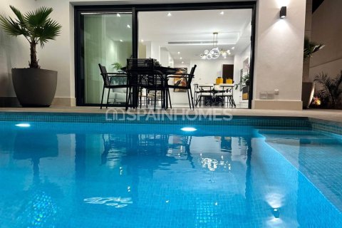 Продажа виллы в Сан-Педро-дель-Пинатар, Мурсия, Испания 3 спальни, 160м2 №121332 - фото 18