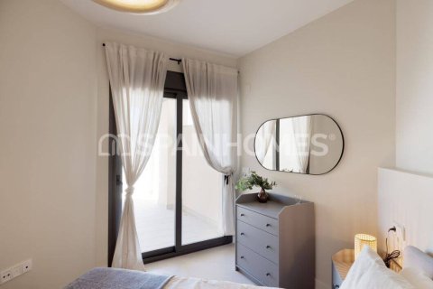 Huoneisto myytävänä Velez-Malaga, Malaga, Espanja, 2 makuuhuonetta, 58 m2 No. 121329 - kuva 13