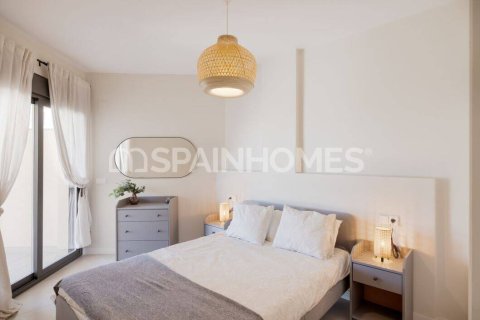 Huoneisto myytävänä Velez-Malaga, Malaga, Espanja, 2 makuuhuonetta, 58 m2 No. 121329 - kuva 12