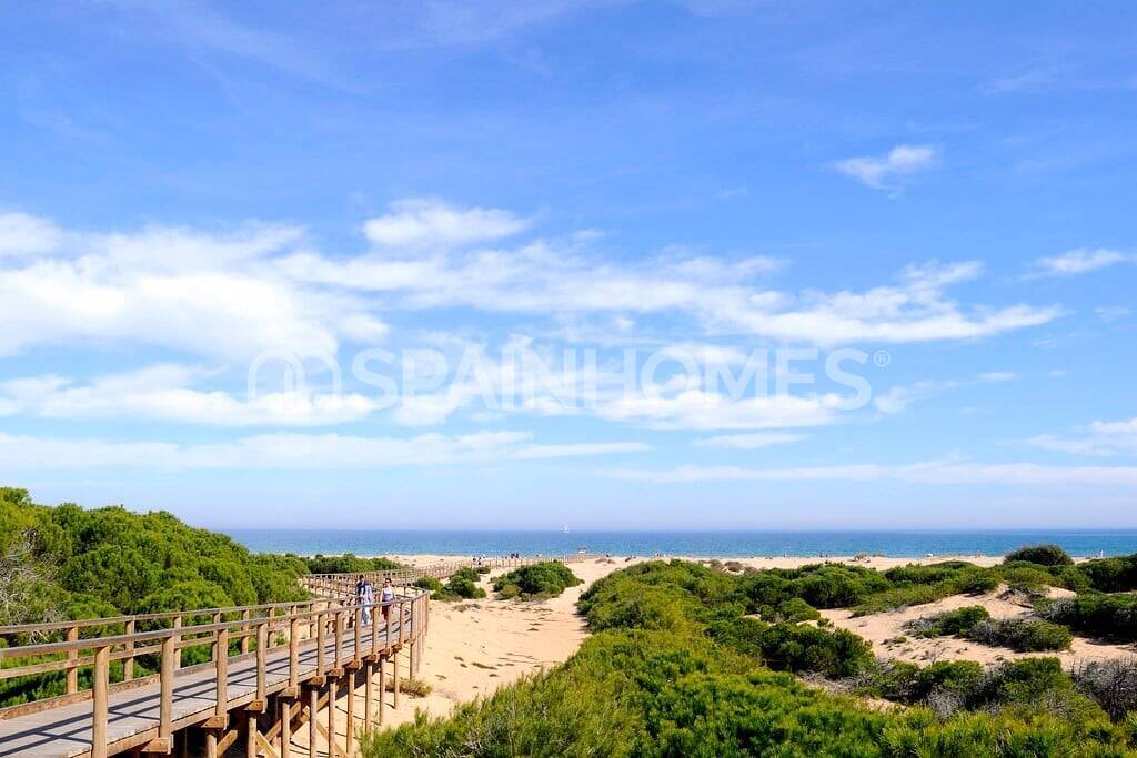 Villa i Santa Pola, Alicante, Spanien 4 sovrum, 146 kvm. Nr. 121330