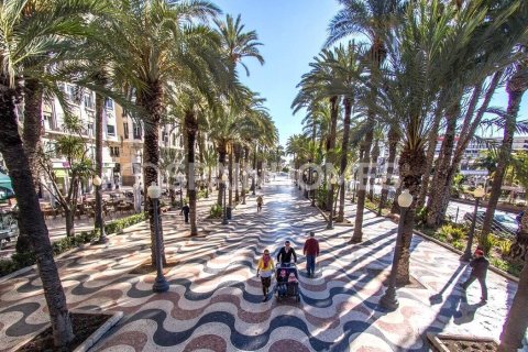 Villa in vendita a Santa Pola, Alicante, Spagna 4 camere da letto, 146 mq. N° 121330 - foto 16