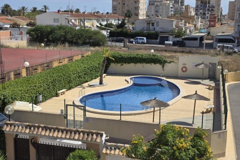 Villa à vendre Torrevieja, Alicante, Espagne, 4 chambres, 120 m2 No. 129052 - photo 5