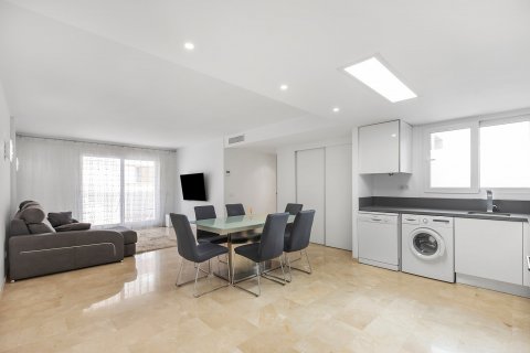 Продажа квартиры Пунта Прима, Аликанте, Испания 3 спальни, 124м2 №120127 - фото 12