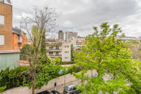 Apartament Madrid, Hiszpania 5 sypialni, 361 mkw. nr 121782 – zdjęcie 10