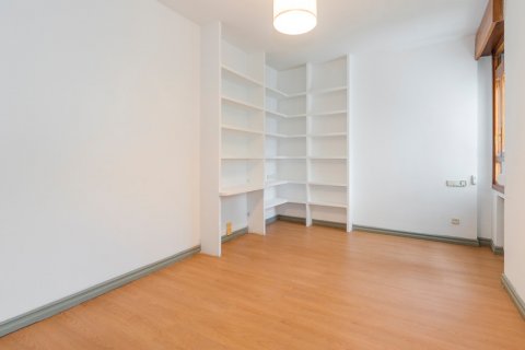 Apartament Madrid, Hiszpania 5 sypialni, 361 mkw. nr 121782 – zdjęcie 11