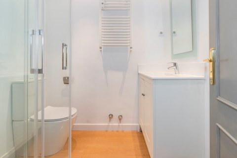 Apartament Madrid, Hiszpania 5 sypialni, 361 mkw. nr 121782 – zdjęcie 6