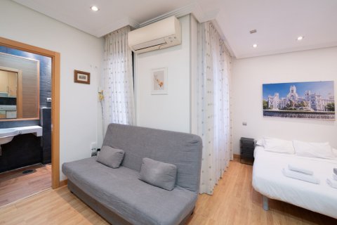 Apartment à vendre Madrid, Espagne, 3 chambres, 102 m2 No. 121783 - photo 14