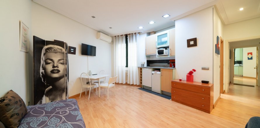 Apartment Madrid, Espagne 3 chambres, 102 m2 No. 121783
