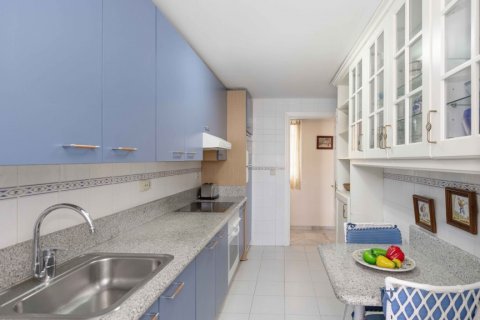 Продажа дуплекса в Марбелья, Малага, Испания 3 спальни, 198.66м2 №121778 - фото 16