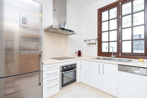 Продажа дуплекса в Эль-Пуэрто-де-Санта-Мария, Кадис, Испания 2 спальни, 106м2 №121780 - фото 10