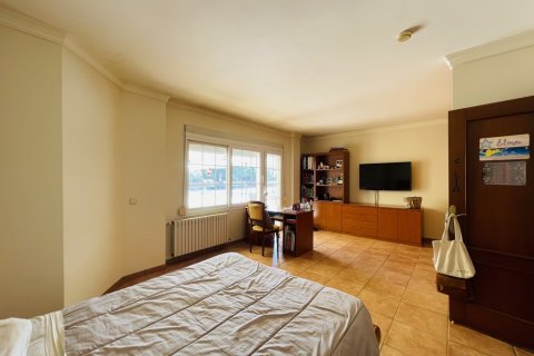 Villa for sale Santa Ponsa, Mallorca, Spain 6 bedrooms, 294 sq.m. No. 130112 - photo 11