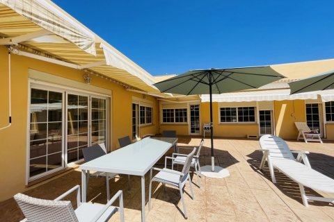 Villa for sale Santa Ponsa, Mallorca, Spain 6 bedrooms, 294 sq.m. No. 130112 - photo 2