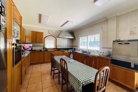Villa for sale Santa Ponsa, Mallorca, Spain 6 bedrooms, 294 sq.m. No. 130112 - photo 6