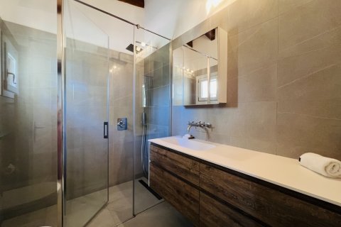 Villa for sale Santa Ponsa, Mallorca, Spain 3 bedrooms, 210 sq.m. No. 130111 - photo 14