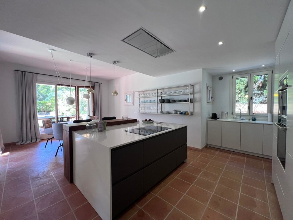 Villa Santa Ponsa, Mallorca, Spānijā 3 istabas, 210 m2 Nr. 130111